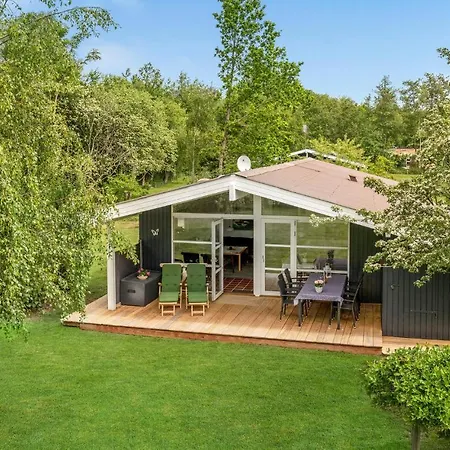 Beautiful In With Kitchen Holiday home Humble